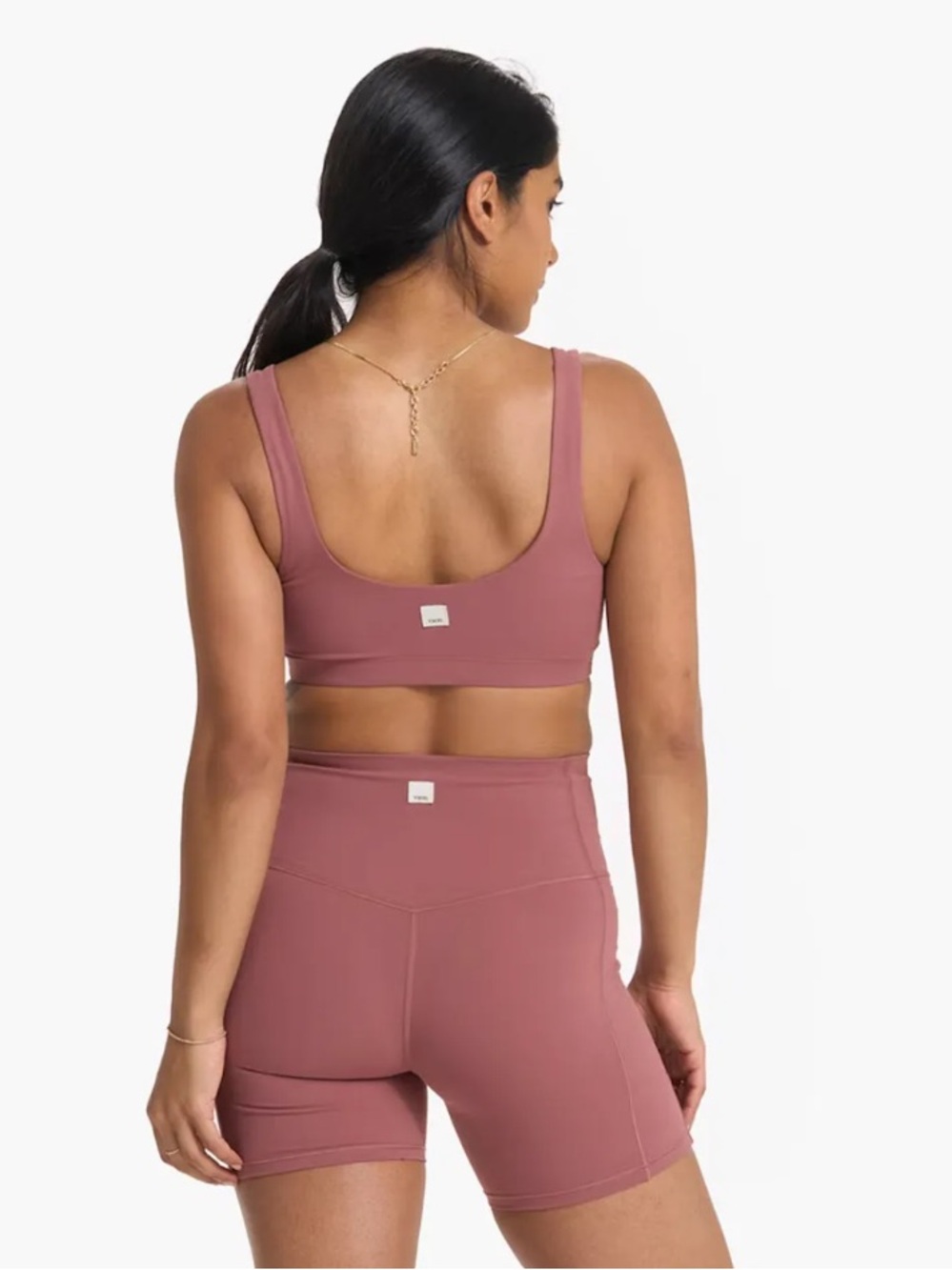NWT Vuori Daily Bra
Rosewood